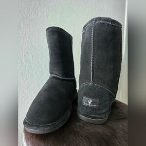 BearPaw Black Suede Sheepskin Lined Winter Boots Women's Size 9